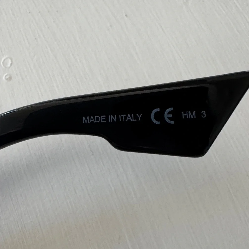 Dior Oversized Black Sunglasses - Picture 6 of 8